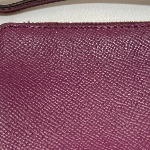 Coach Women's Small Corner Zip Wristlet Pouch Wallet Purse Purple Plum GUC - Picture 10 of 15